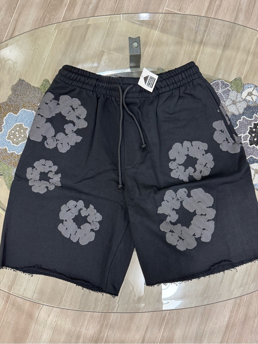 Black Denim Tear Shorts 🌸